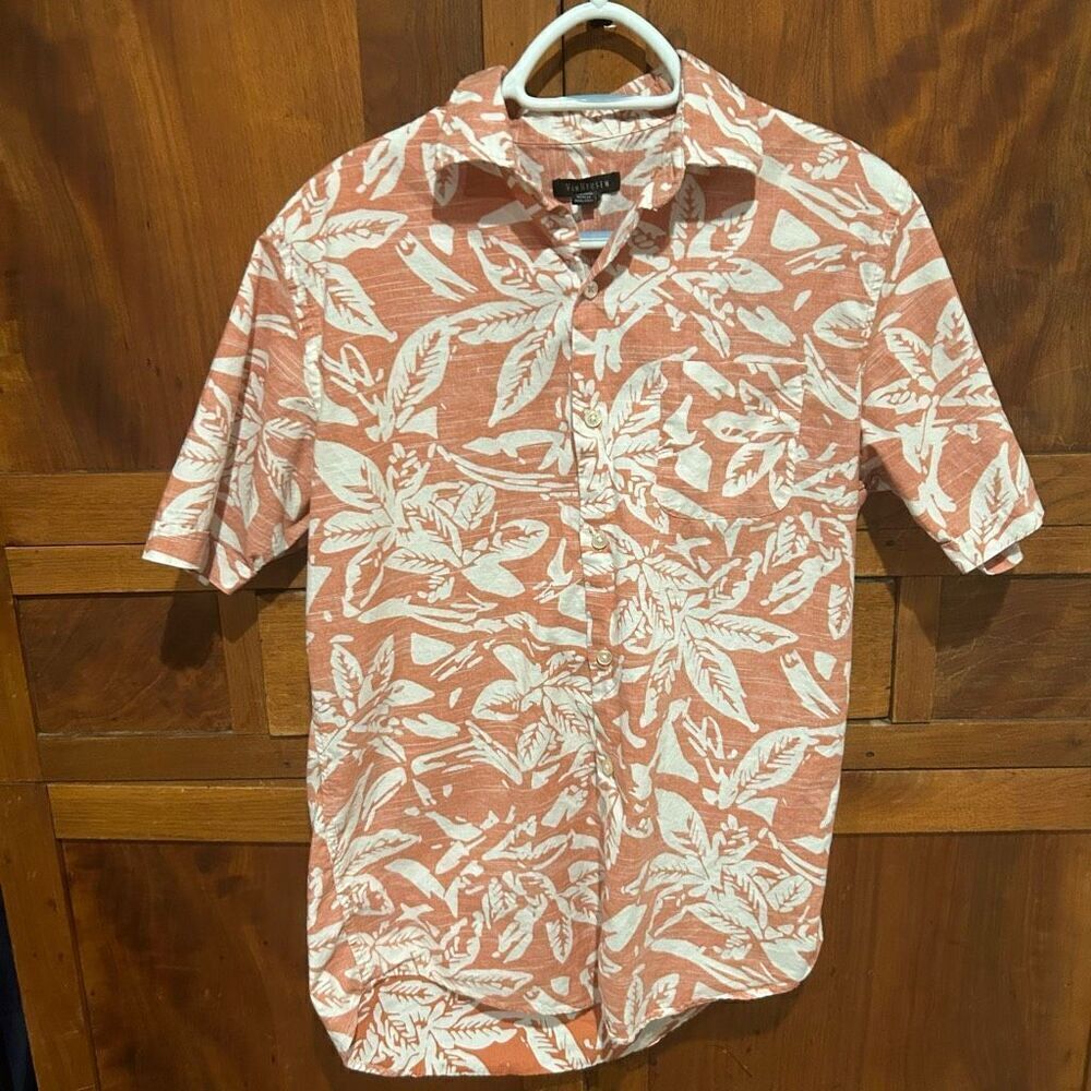 Vintage Van Heusen button up short sleeve size small